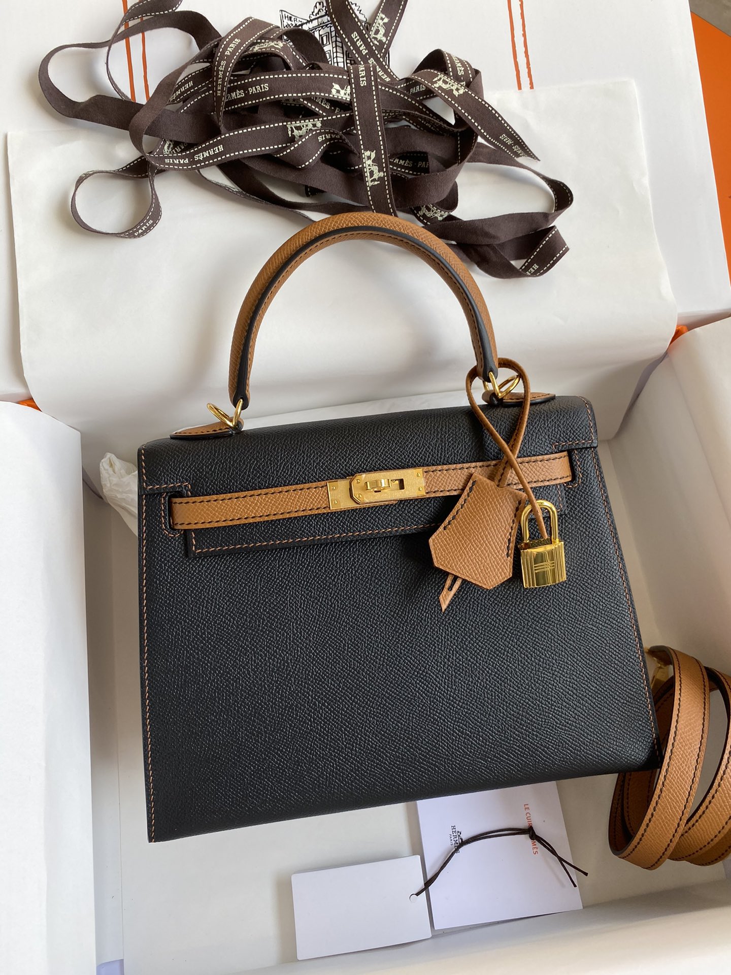 Hermes Kelly 25cm Handbag Shoulder Bag in Black Brown Epsom Leather